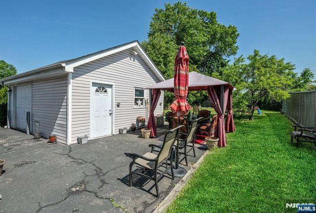 50 Chestnut Street, Belleville, NJ 07109