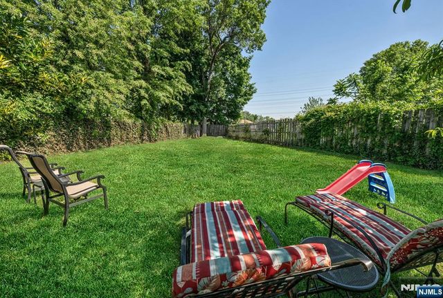 50 Chestnut Street, Belleville, NJ 07109