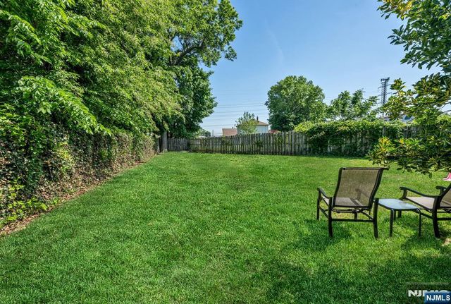 50 Chestnut Street, Belleville, NJ 07109
