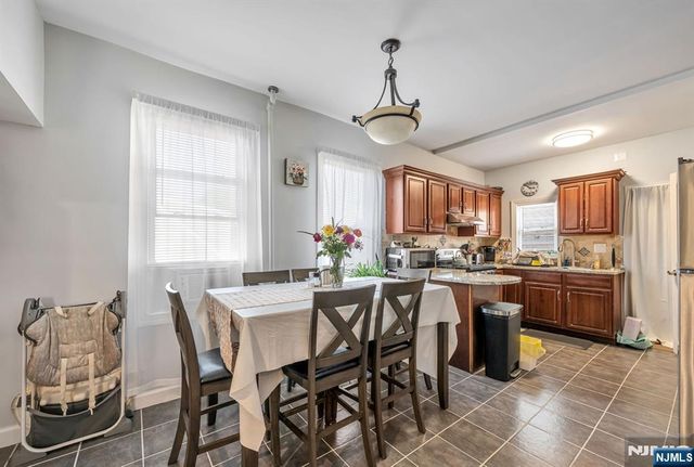 50 Chestnut Street, Belleville, NJ 07109