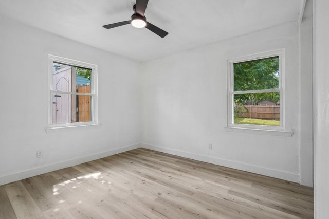 11506 Abston Lane, Dallas, TX 75218