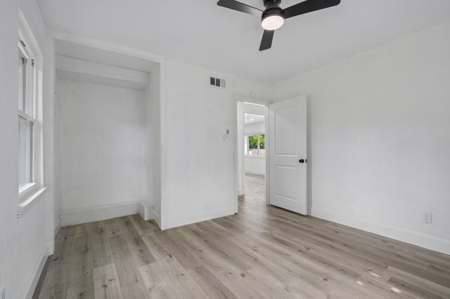 11506 Abston Lane, Dallas, TX 75218