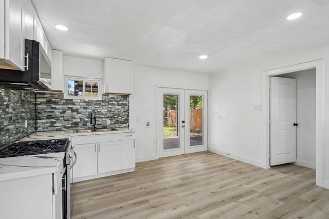 11506 Abston Lane, Dallas, TX 75218