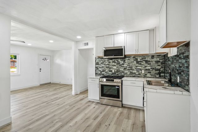 11506 Abston Lane, Dallas, TX 75218