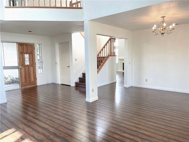 2985 Amber, Corona, CA 92882
