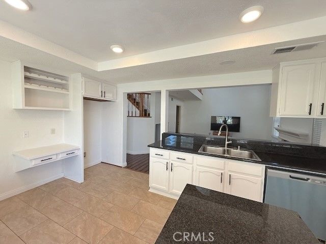 2985 Amber, Corona, CA 92882