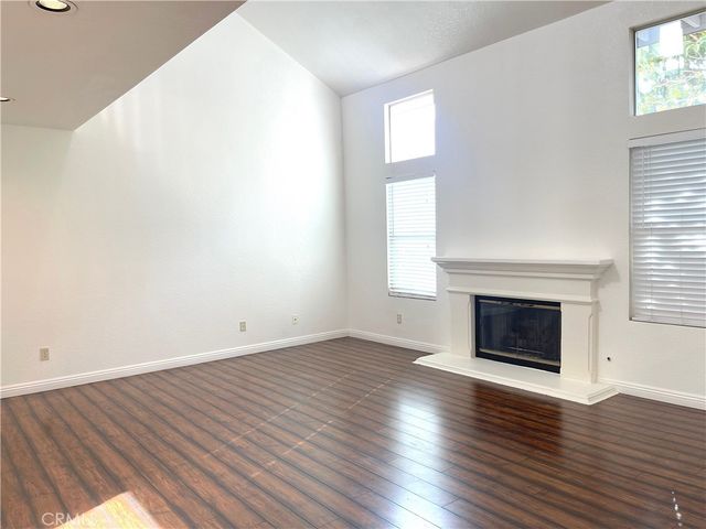 2985 Amber, Corona, CA 92882