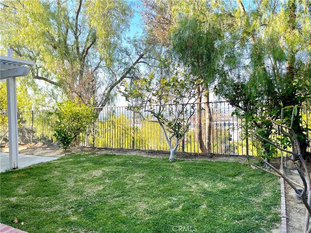 2985 Amber, Corona, CA 92882