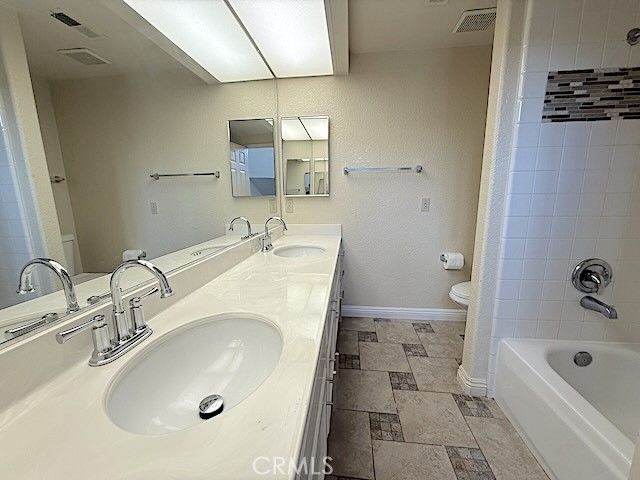 2985 Amber, Corona, CA 92882