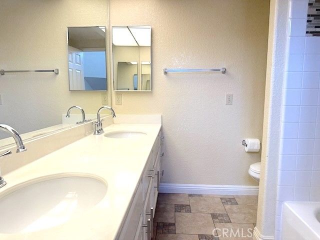 2985 Amber, Corona, CA 92882