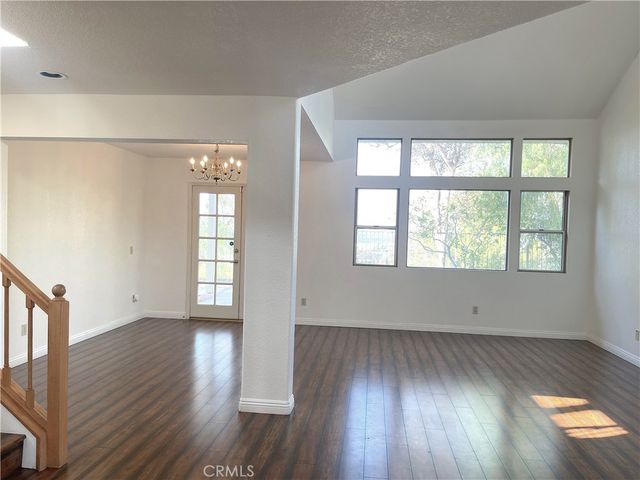 2985 Amber, Corona, CA 92882