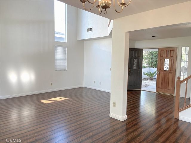 2985 Amber, Corona, CA 92882
