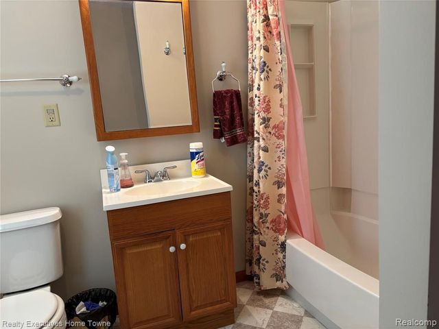 1782 Maple Road, Kimball, MI 48074