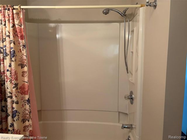 1782 Maple Road, Kimball, MI 48074