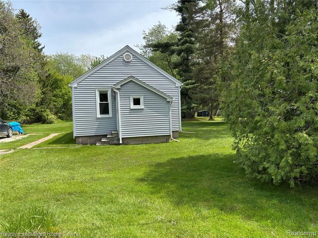 1782 Maple Road, Kimball, MI 48074
