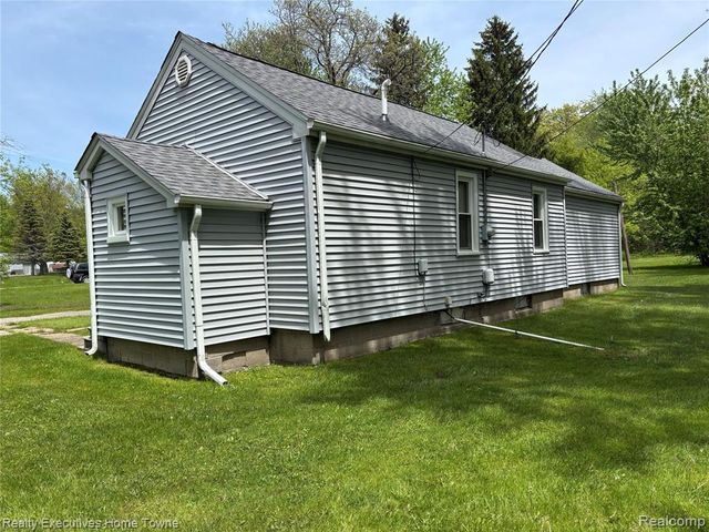 1782 Maple Road, Kimball, MI 48074