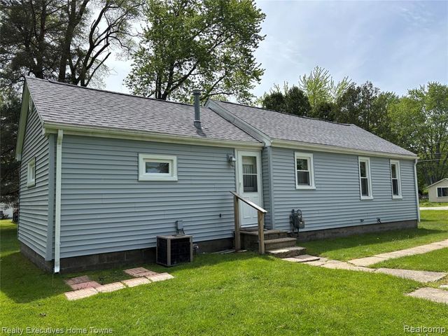 1782 Maple Road, Kimball, MI 48074