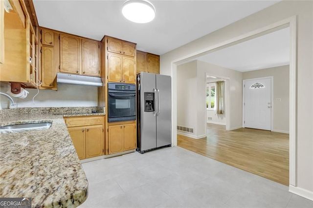 514 Macedonia Forest Circle, Canton, GA 30115