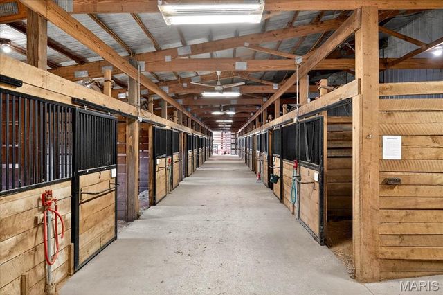 28699 Roelker Road, Wright City, MO 63390