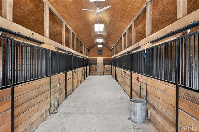 28699 Roelker Road, Wright City, MO 63390