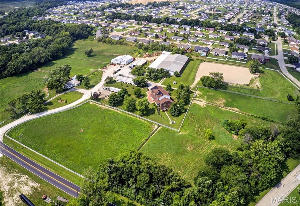 28699 Roelker Road, Wright City, MO 63390