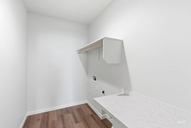 8296 E Presley Ct, Nampa, ID 83687