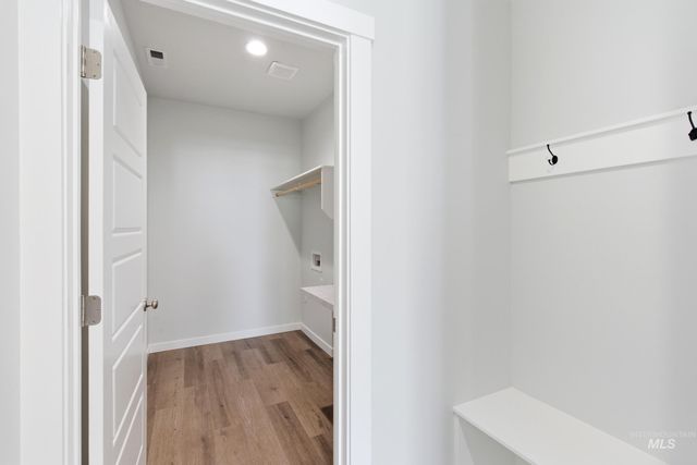 8296 E Presley Ct, Nampa, ID 83687