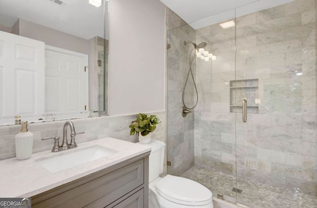 3655 Habersham Road NE B141, Atlanta, GA 30305