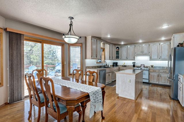 2009 N Steeple Chase Court, Nixa, MO 65714