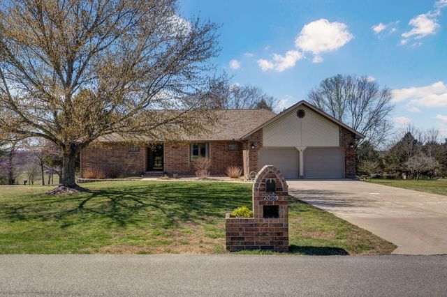 2009 N Steeple Chase Court, Nixa, MO 65714