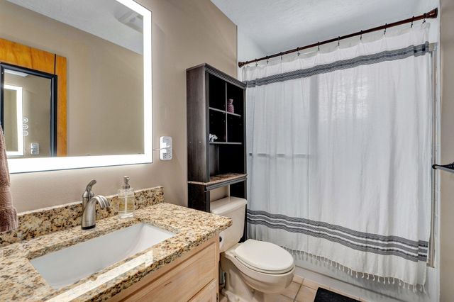 2009 N Steeple Chase Court, Nixa, MO 65714