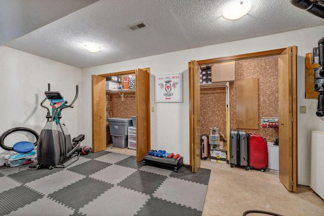 2009 N Steeple Chase Court, Nixa, MO 65714