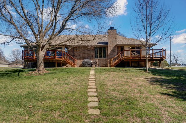 2009 N Steeple Chase Court, Nixa, MO 65714