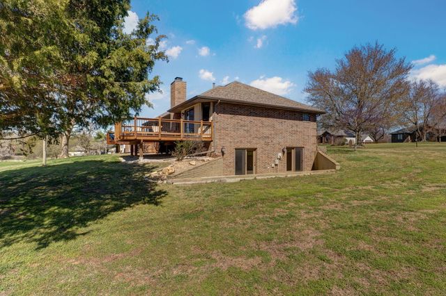 2009 N Steeple Chase Court, Nixa, MO 65714