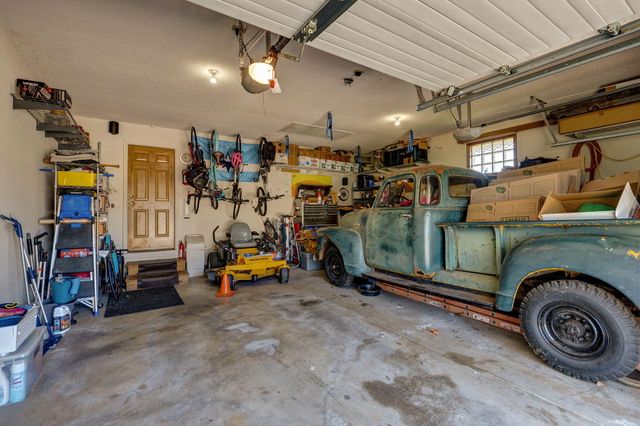 2009 N Steeple Chase Court, Nixa, MO 65714