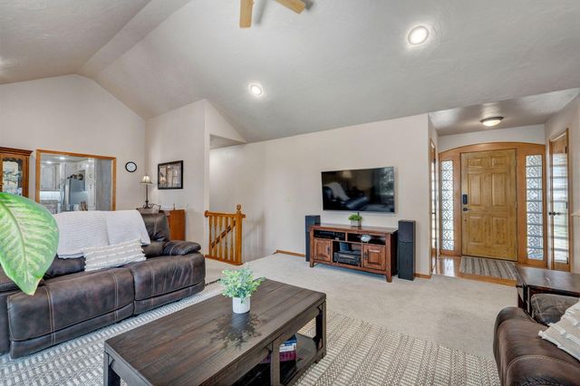 2009 N Steeple Chase Court, Nixa, MO 65714