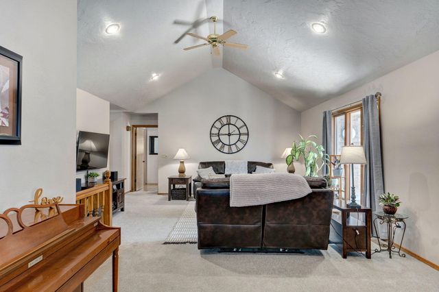 2009 N Steeple Chase Court, Nixa, MO 65714