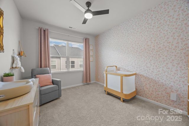 915 Kinsey Alley, Charlotte, NC 28217