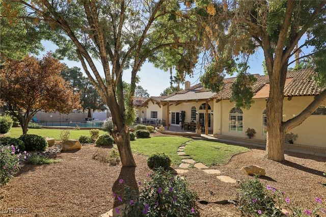 6600 Via Provenza Avenue, Las Vegas, NV 89131