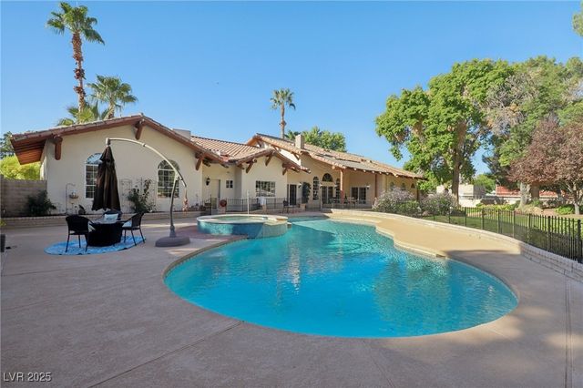 6600 Via Provenza Avenue, Las Vegas, NV 89131