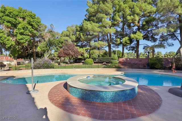 6600 Via Provenza Avenue, Las Vegas, NV 89131