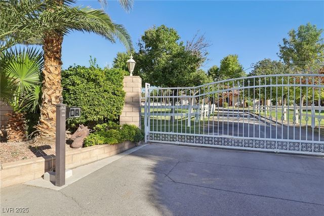 6600 Via Provenza Avenue, Las Vegas, NV 89131