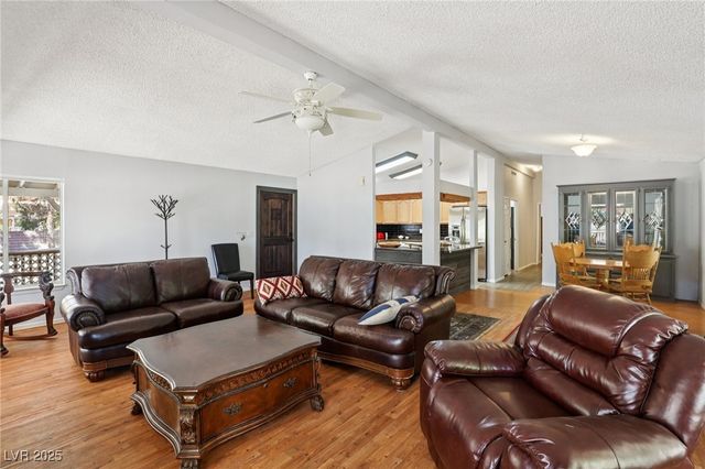 6600 Via Provenza Avenue, Las Vegas, NV 89131