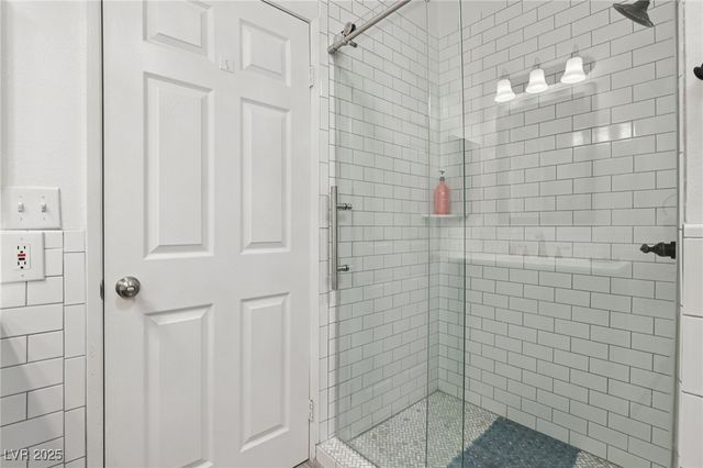 6600 Via Provenza Avenue, Las Vegas, NV 89131