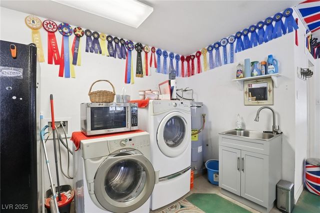 6600 Via Provenza Avenue, Las Vegas, NV 89131