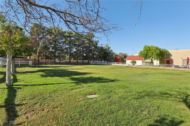 6600 Via Provenza Avenue, Las Vegas, NV 89131