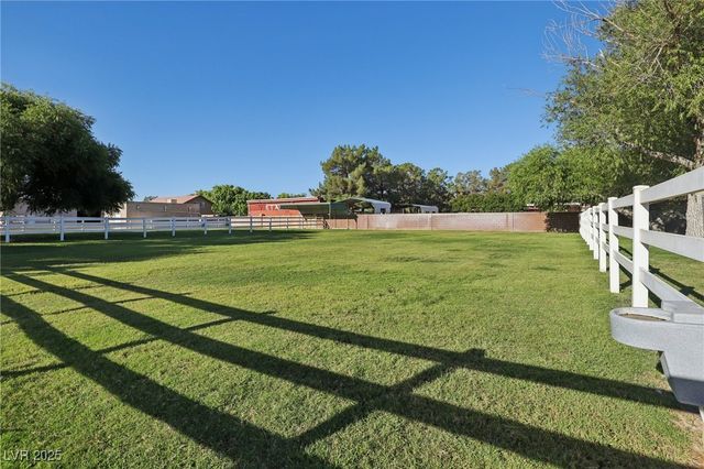 6600 Via Provenza Avenue, Las Vegas, NV 89131