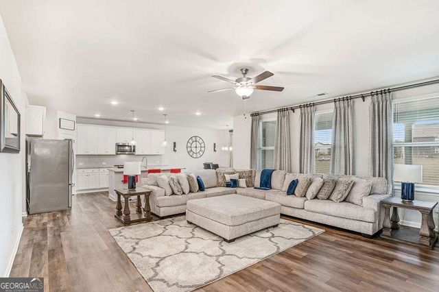 112 Leveret Road, Locust Grove, GA 30248