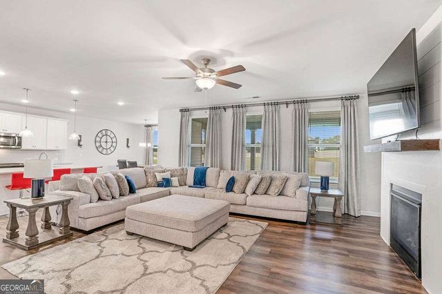 112 Leveret Road, Locust Grove, GA 30248