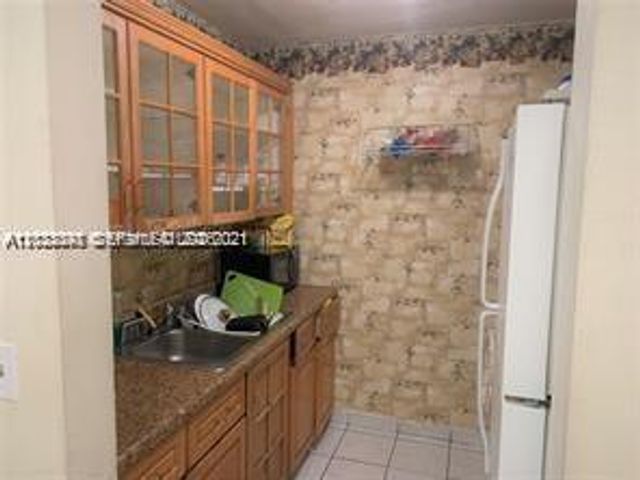 4655 Palm Ave 315, Hialeah, FL 33012